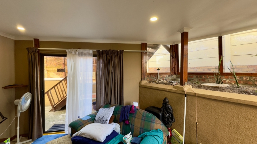 5 Bedroom Property for Sale in Strand North Western Cape